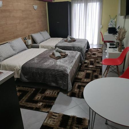 G M 1 Rooms Kentro In The Heart Of The City Лариса Екстериор снимка