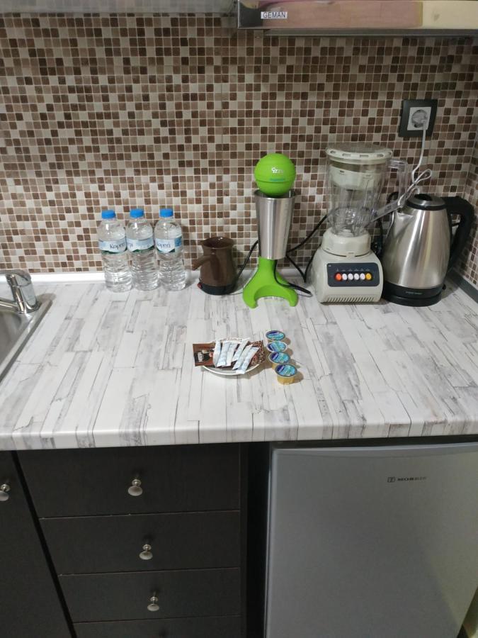 G M 1 Rooms Kentro In The Heart Of The City Лариса Екстериор снимка